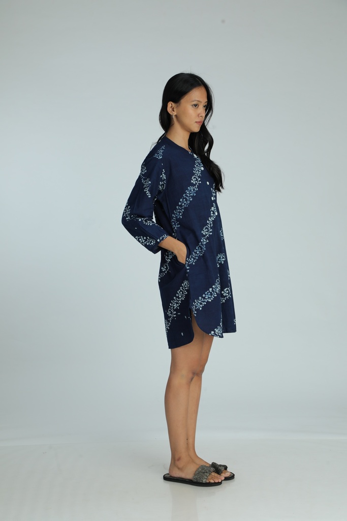 OVERSIZED KURTA, DARK BLUE, BATIK PLANTLINES, COTTON